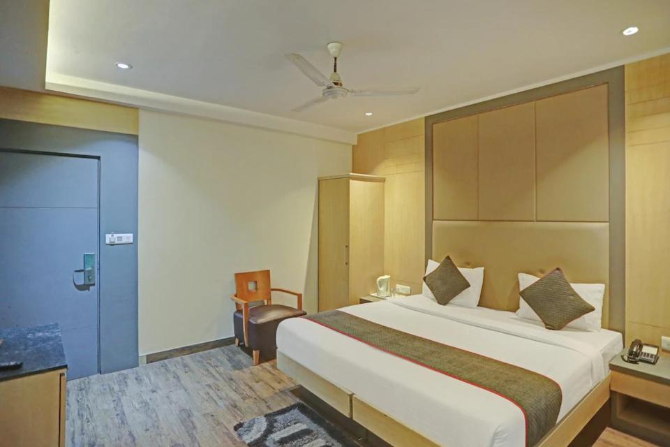 Hotel Superb 5 Mins Walk From New Delhi Station Exteriör bild
