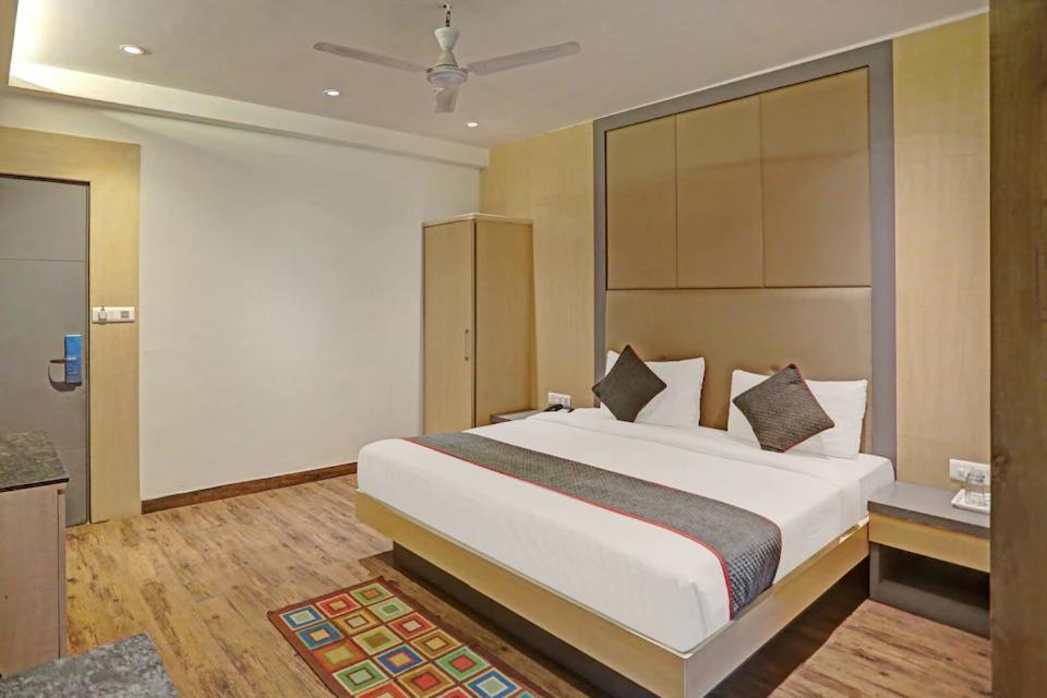 Hotel Superb 5 Mins Walk From New Delhi Station Exteriör bild