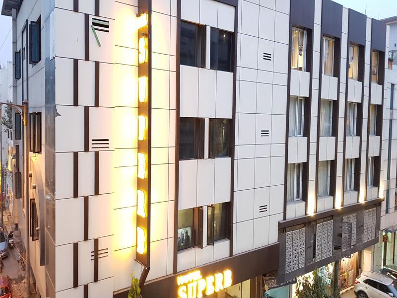 Hotel Superb 5 Mins Walk From New Delhi Station Exteriör bild